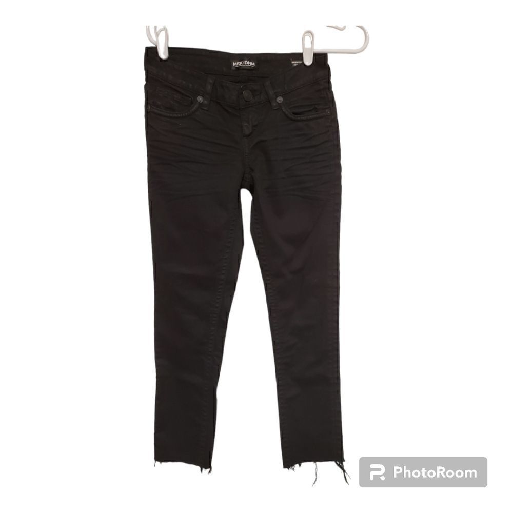 MEK DNM Brighton Cigarette Skinny Jeans 25 Black Raw Hem Low Rise